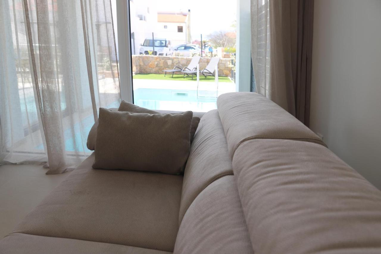 Brand New Apartment With Private Pool Njivice Luaran gambar